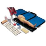 Simulador S407 para práctica de infusión e inyección intraósea en paciente pediátrico de 1 año.